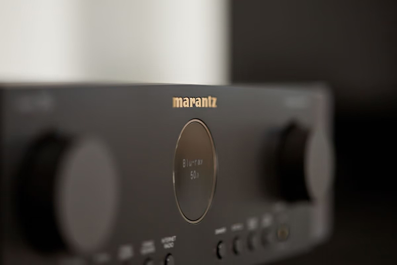 Amply Marantz Cinema 70s