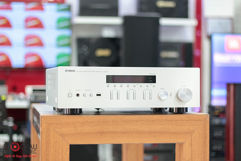 Ampli Yamaha R N402
