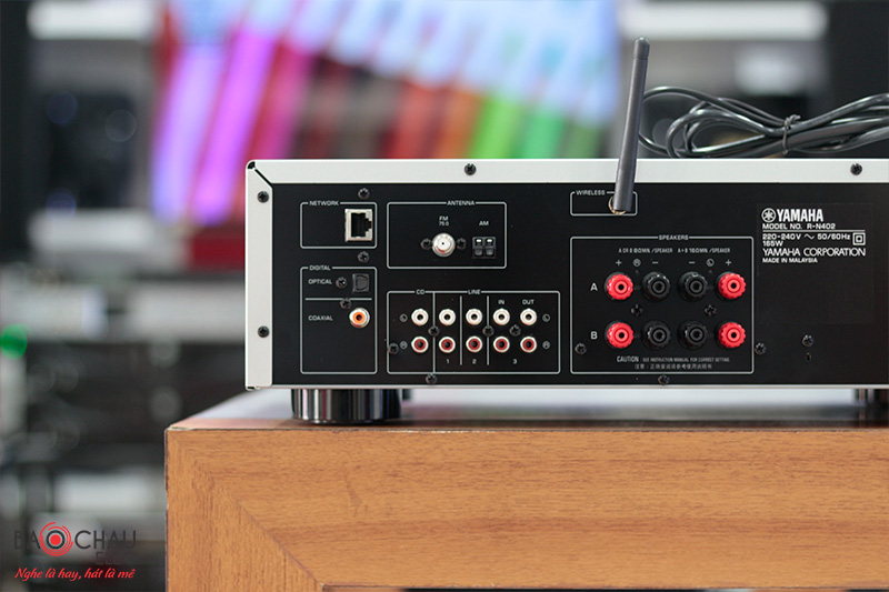 Ampli Yamaha R N402