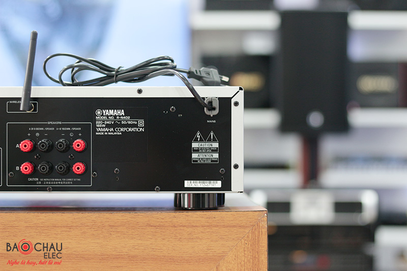 Ampli Yamaha R N402