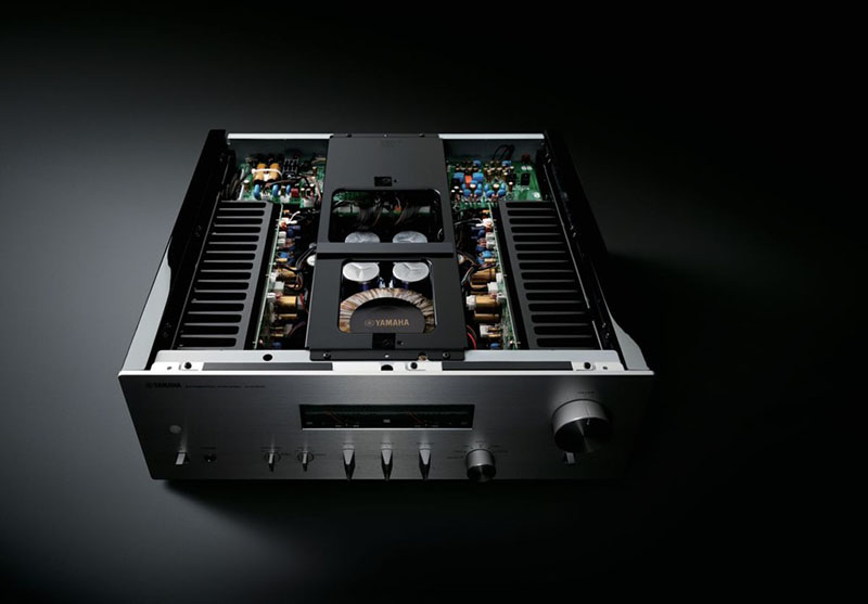 amply yamaha S2200 sử dụng c&ocirc;ng nghệ hiện đại 