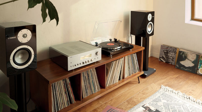 Amply Yamaha S2200 th&iacute;ch hợp với nhiều kh&ocirc;ng gian 