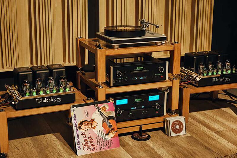 Power amply đ&egrave;n McIntosh MC275 50th LE Gold