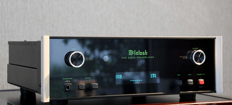 pre amply mcintosh c49