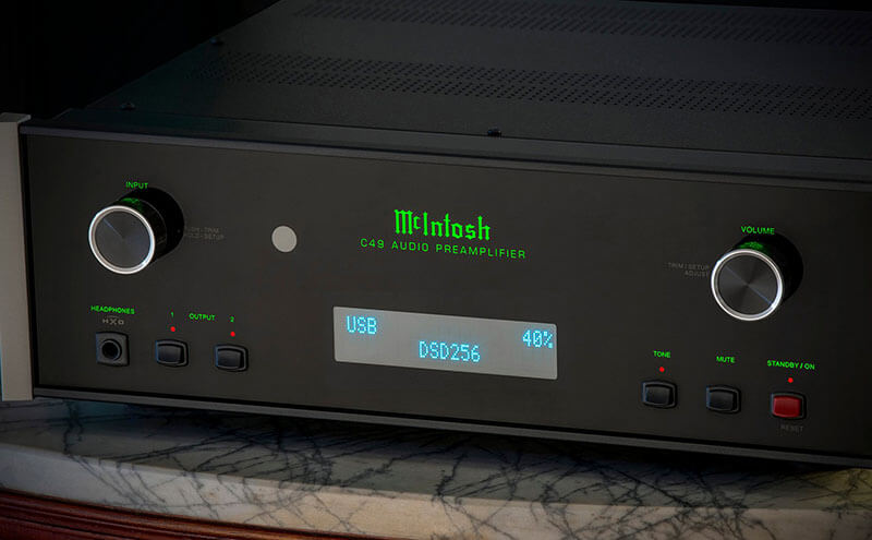 pre amply mcintosh c49