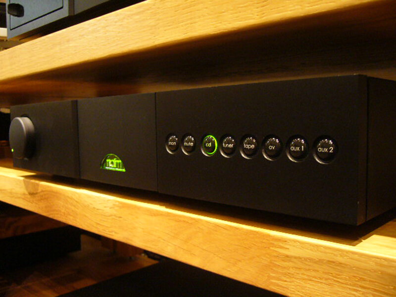 pre amply naim nac 202