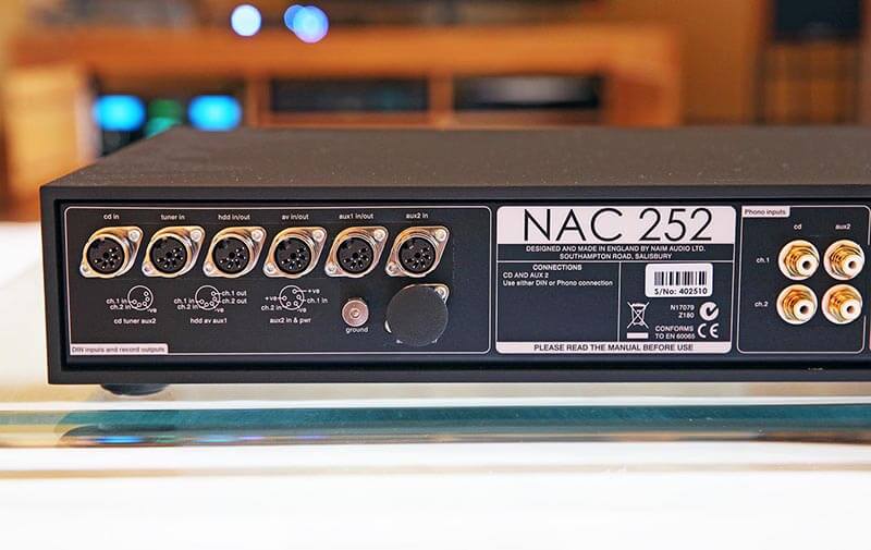 pre amply naim nac 252