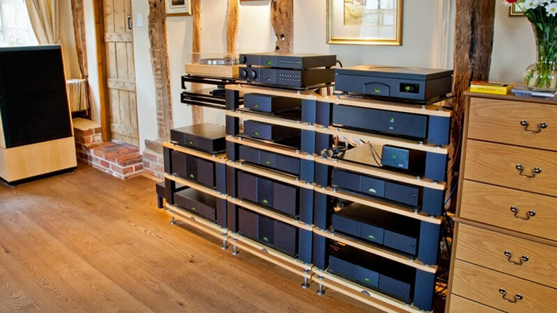 pre amply naim nac 552