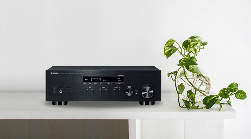 Amply Yamaha R-N303