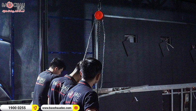 Lắp đặt D&agrave;n Line Array Alto Mỹ ho&agrave;nh tr&aacute;ng cho qu&aacute;n bar khủng nhất tại Bắc Giang