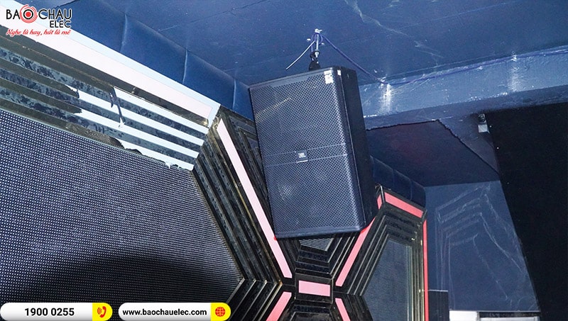 Lắp đặt D&agrave;n Line Array Alto Mỹ ho&agrave;nh tr&aacute;ng cho qu&aacute;n bar khủng nhất tại Bắc Giang
