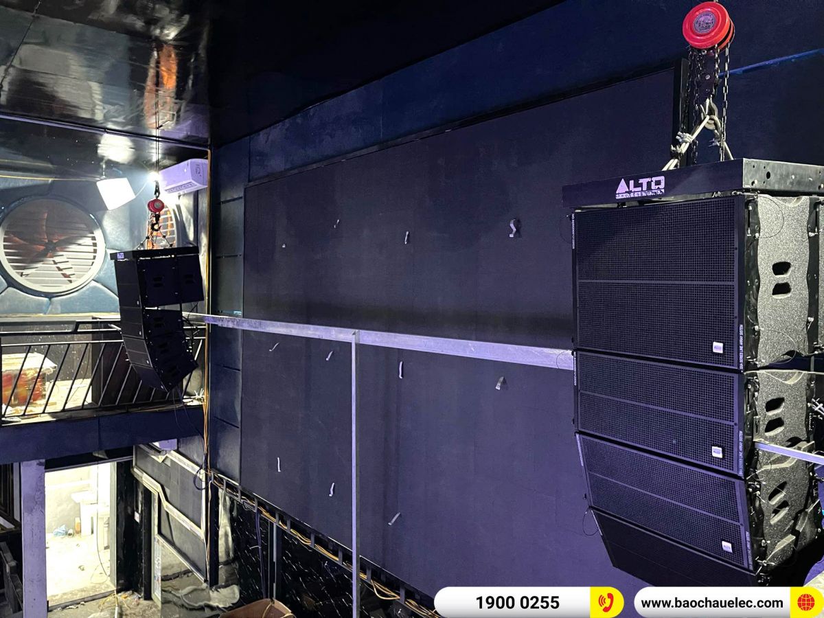 Lắp đặt D&agrave;n Line Array Alto Mỹ ho&agrave;nh tr&aacute;ng cho qu&aacute;n bar khủng nhất tại Bắc Giang