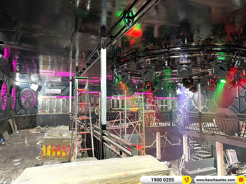 Lắp đặt D&agrave;n Line Array Alto Mỹ ho&agrave;nh tr&aacute;ng cho qu&aacute;n bar khủng nhất tại Bắc Giang