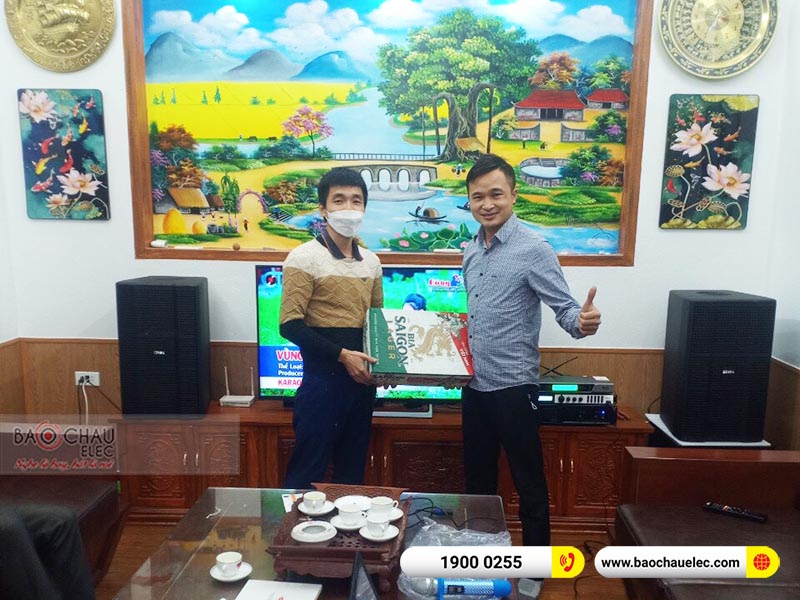 Dàn karaoke gia đình anh Như