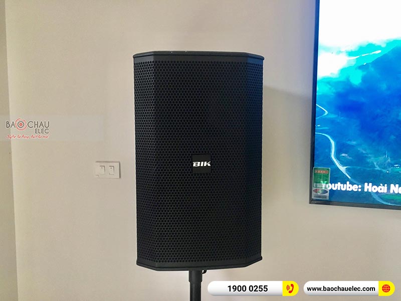 Dàn karaoke gia đình anh Phong