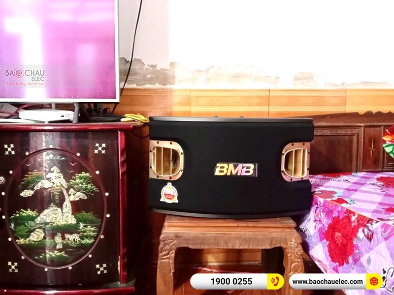 Dàn karaoke gia đình chị Hồng