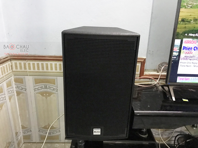 D&agrave;n karaoke gia đ&igrave;nh anh Cường h1