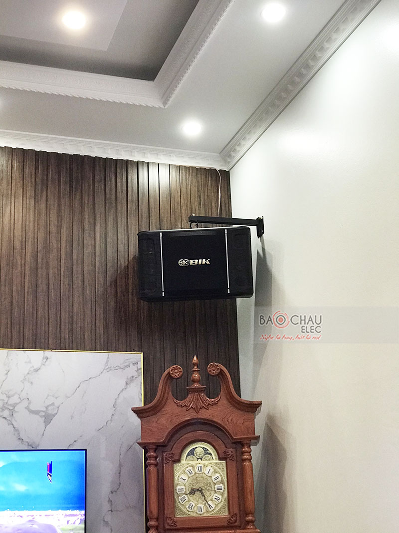 Dàn karaoke gia đình anh Hùng h2