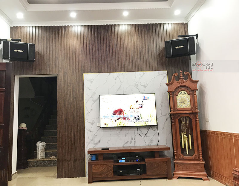 D&agrave;n karaoke gia đ&igrave;nh anh H&ugrave;ng h4