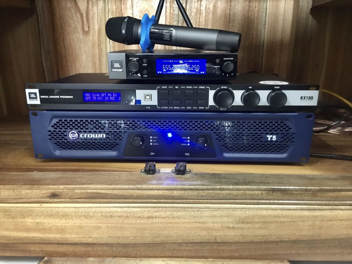 Dàn karaoke gia đình anh Lực tại Bắc Giang 