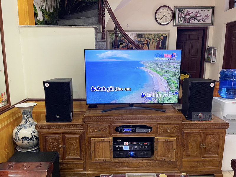 Dàn karaoke gia đình anh Thắng h4