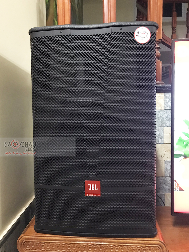 Dàn karaoke gia đình anh Thanh 