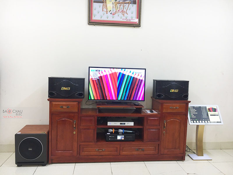 Dàn karaoke gia đình chị Thư 