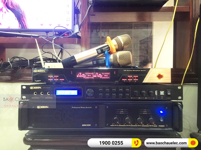 Dàn karaoke gia đình anh Huy