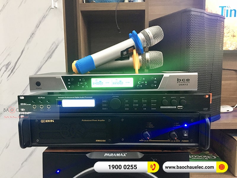 Dàn karaoke gia đình anh Huy
