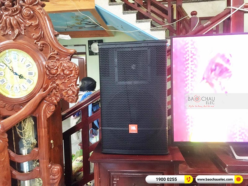 Dàn karaoke gia đình anh Lộc