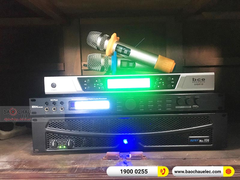 Dàn karaoke gia đình anh Lộc