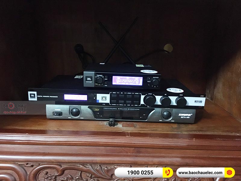 Dàn karaoke gia đình anh Mậu
