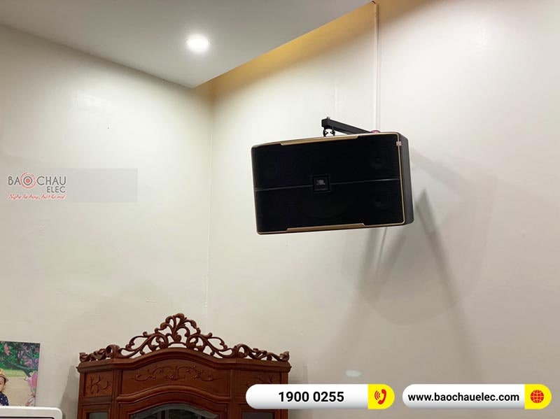 Dàn karaoke gia đình anh Nhã