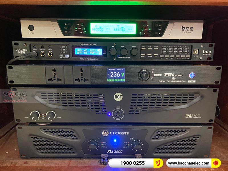 Dàn karaoke gia đình anh Nhã