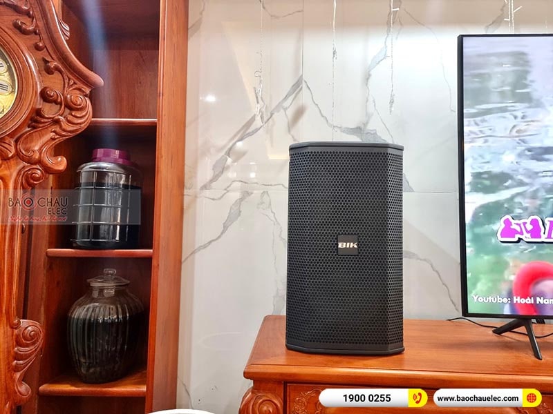Dàn karaoke gia đình anh Trung