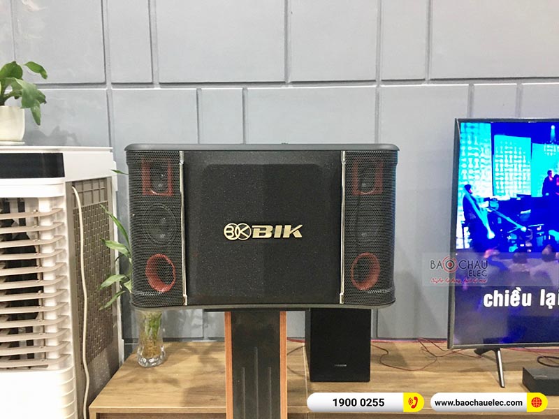 Dàn karaoke gia đình anh Trường