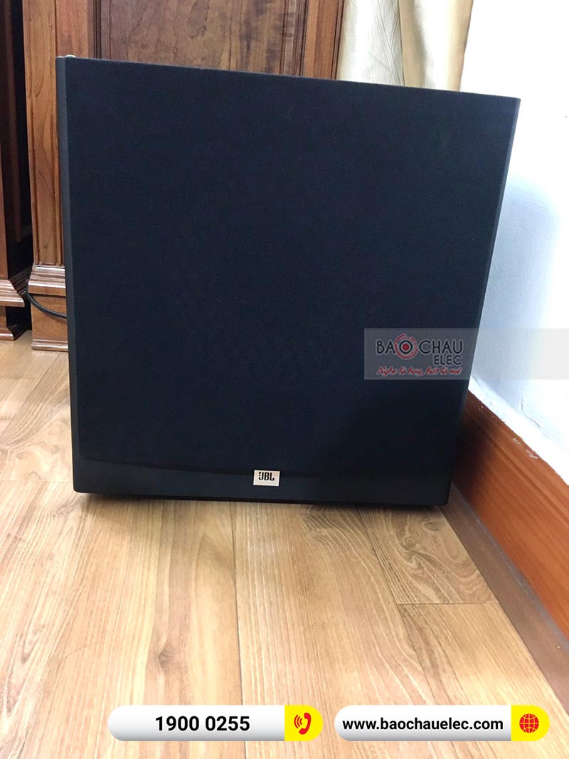 Dàn karaoke gia đình chị Hoa