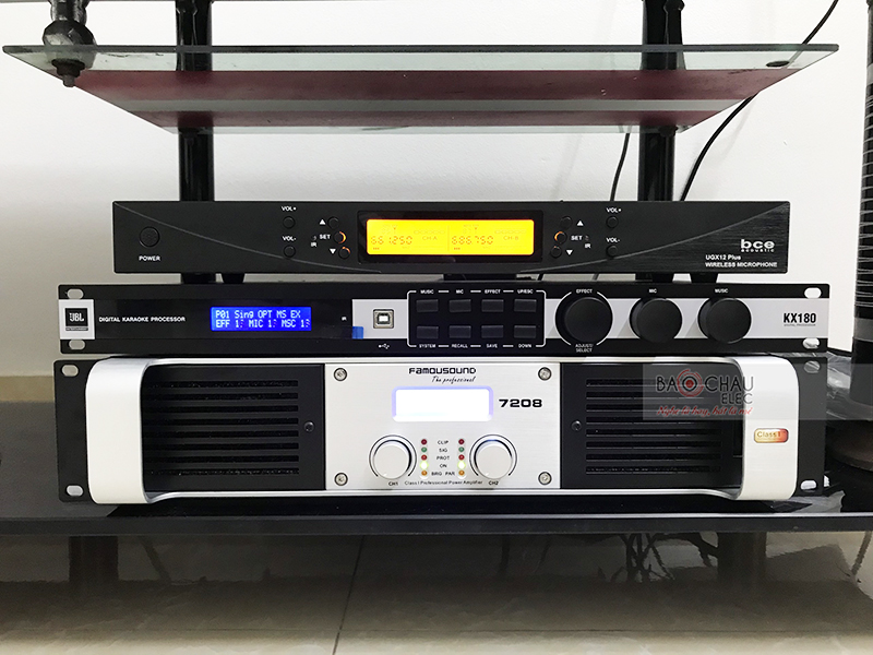 Dàn karaoke gia đình anh Hải h3