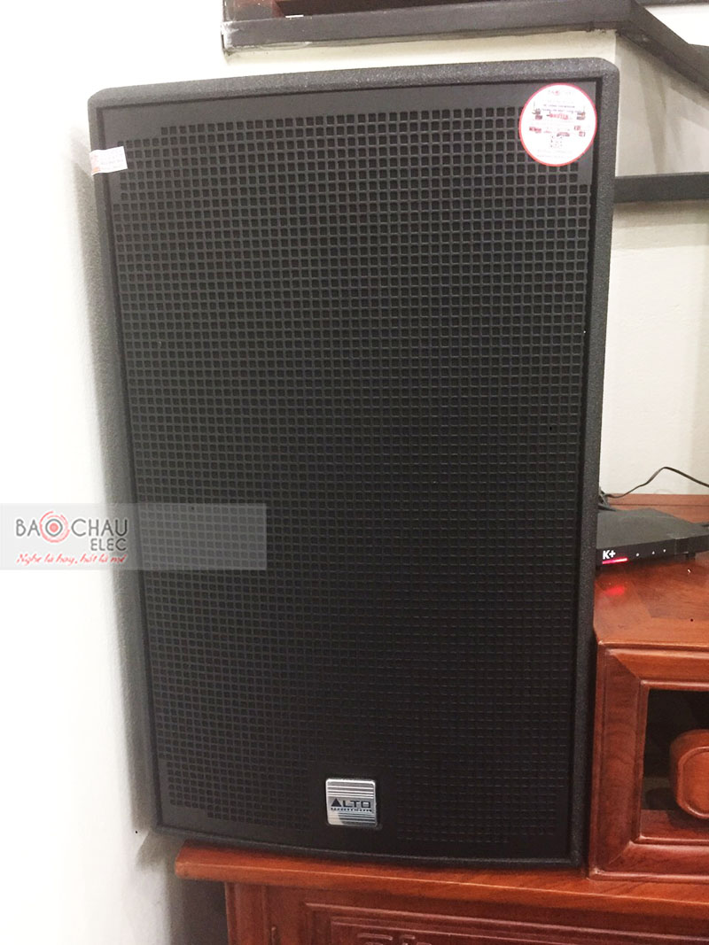 Dàn karaoke gia đình anh Hiếu h1