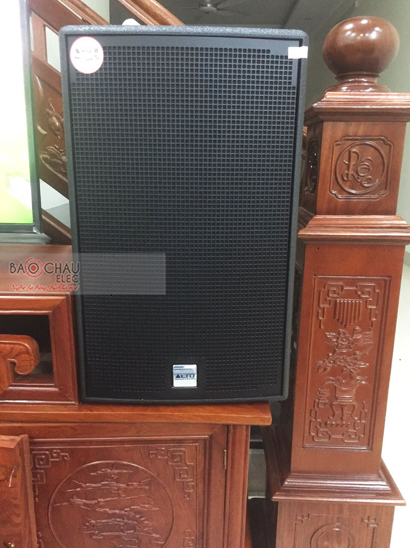 Dàn karaoke gia đình anh Hiếu h2