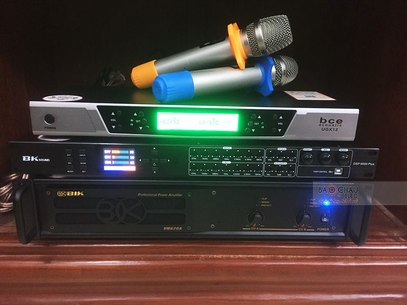 Dàn karaoke gia đình anh Hiếu h3