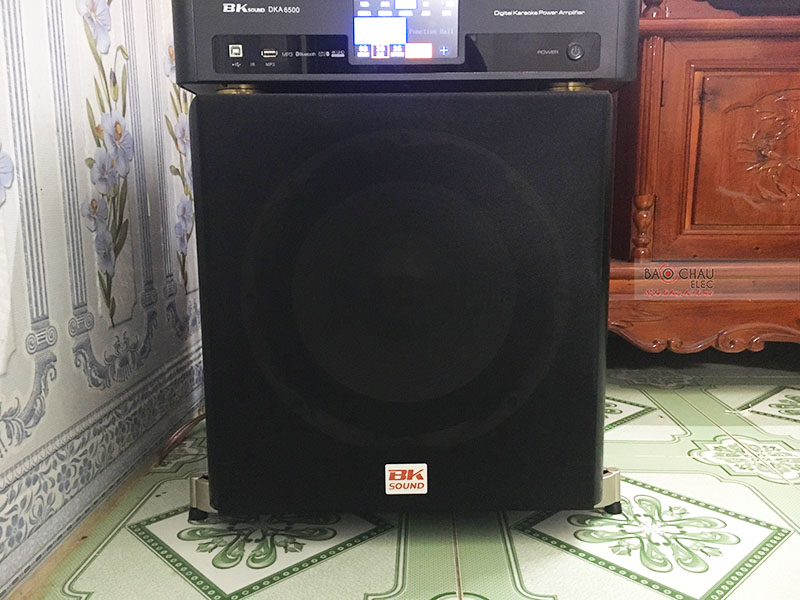 Dàn karaoke gia đình anh Linh h4