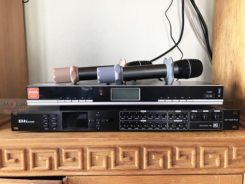 Dàn karaoke gia đình anh Phú h3
