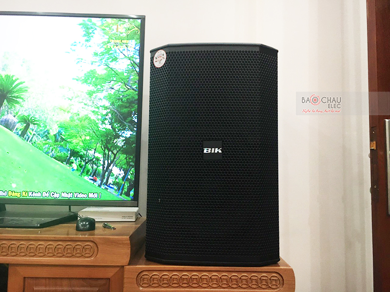 Dàn karaoke gia đình anh Quyết h2