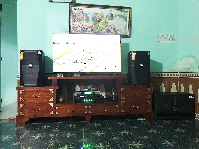 D&agrave;n karaoke gia đ&igrave;nh anh Tiến tại Bắc Ninh