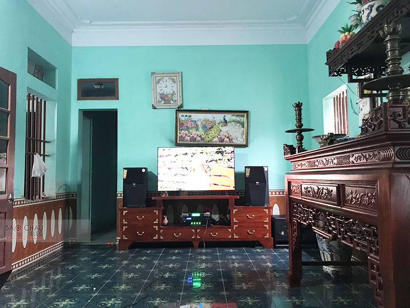 Dàn karaoke gia đình anh Tiến h6