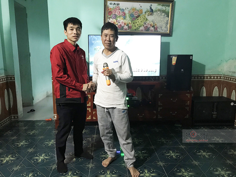 Dàn karaoke gia đình anh Tiến h7