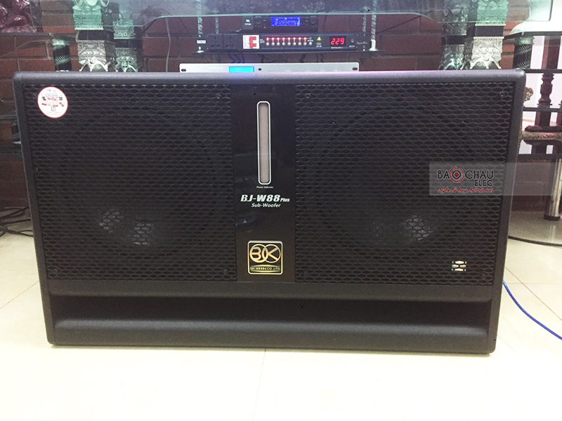 Dàn karaoke gia đình anh Tráng h4