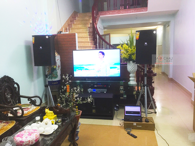 Dàn karaoke gia đình anh Tráng h5