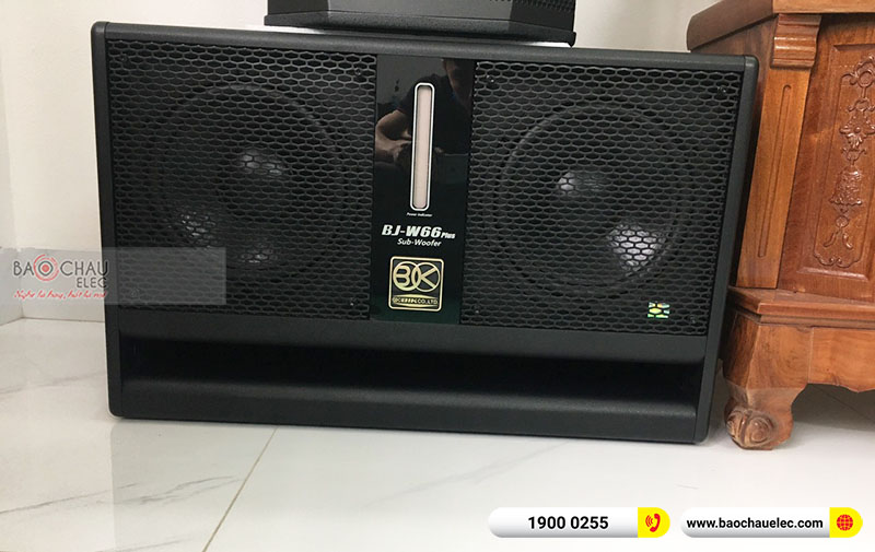 Dàn karaoke gia đình anh Tuyên